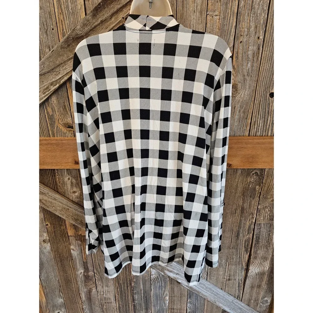 Kim rogers size XL open front cardigan tunic buffalo plaid Roll tab